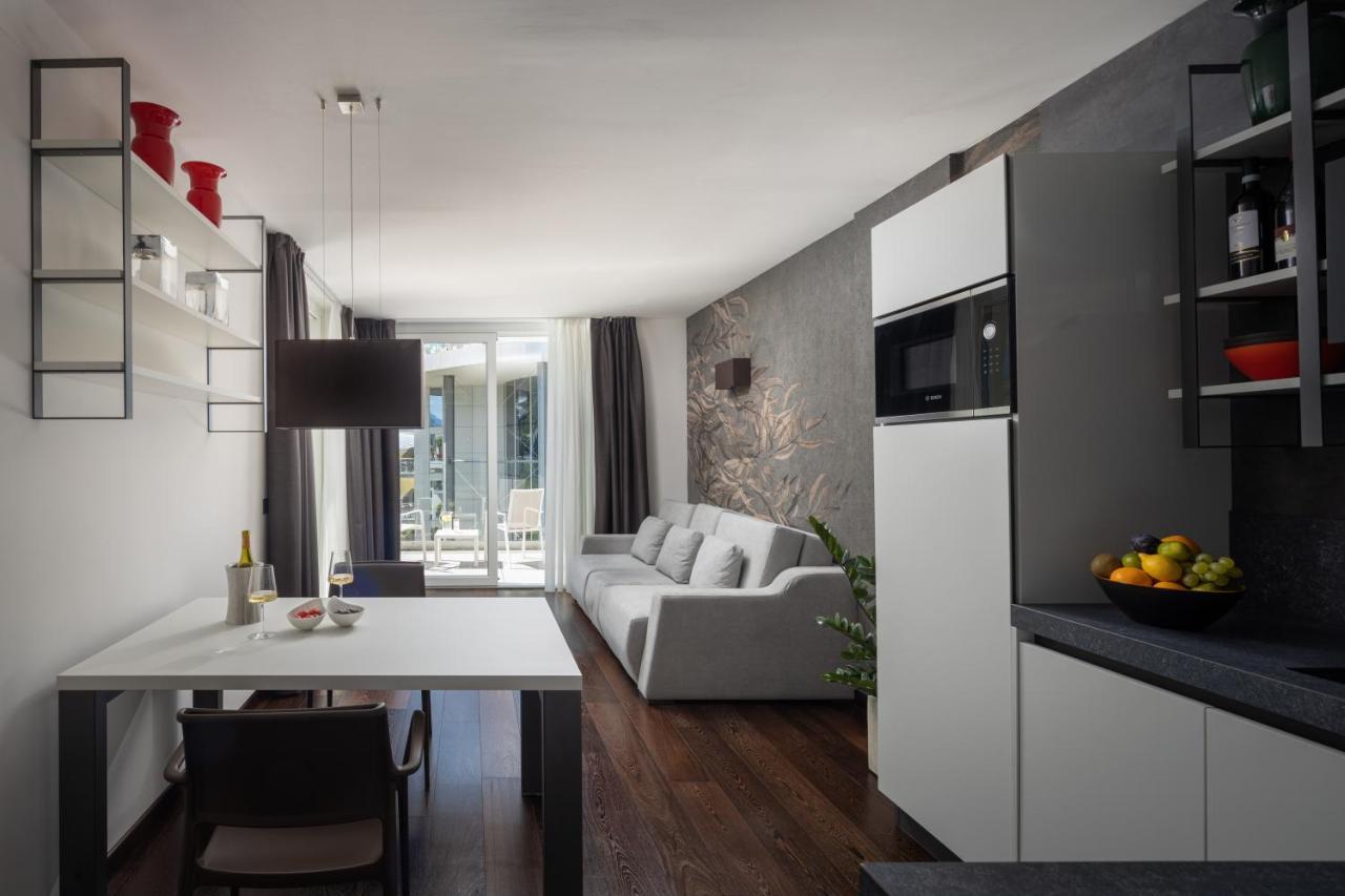 Aris Apartments & Sky Pool - Tonelli Hotels - Adult Friendly Riva del Garda Ngoại thất bức ảnh