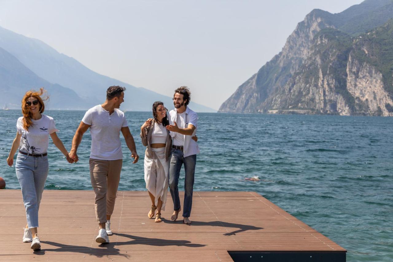 Aris Apartments & Sky Pool - Tonelli Hotels - Adult Friendly Riva del Garda Ngoại thất bức ảnh