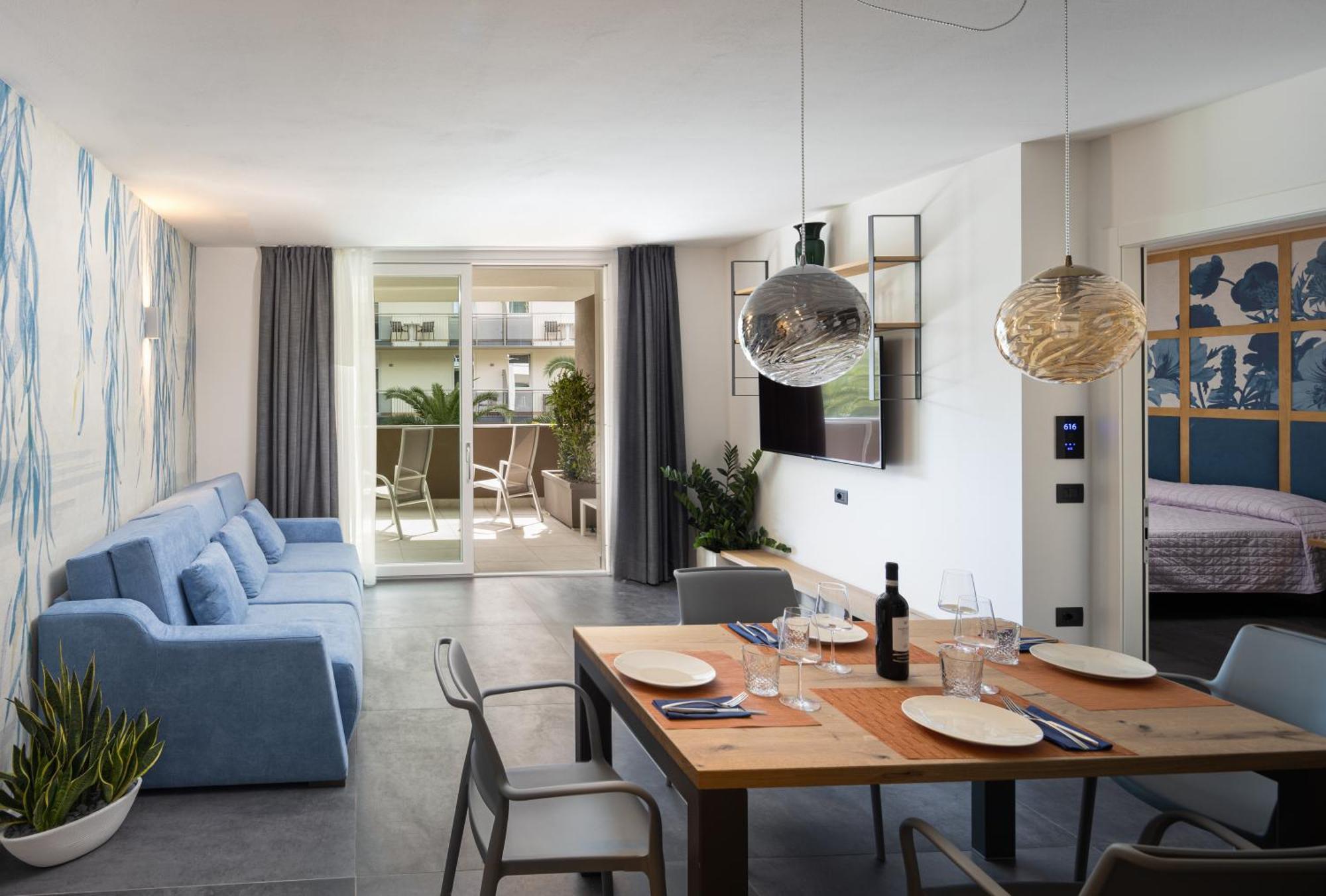 Aris Apartments & Sky Pool - Tonelli Hotels - Adult Friendly Riva del Garda Ngoại thất bức ảnh